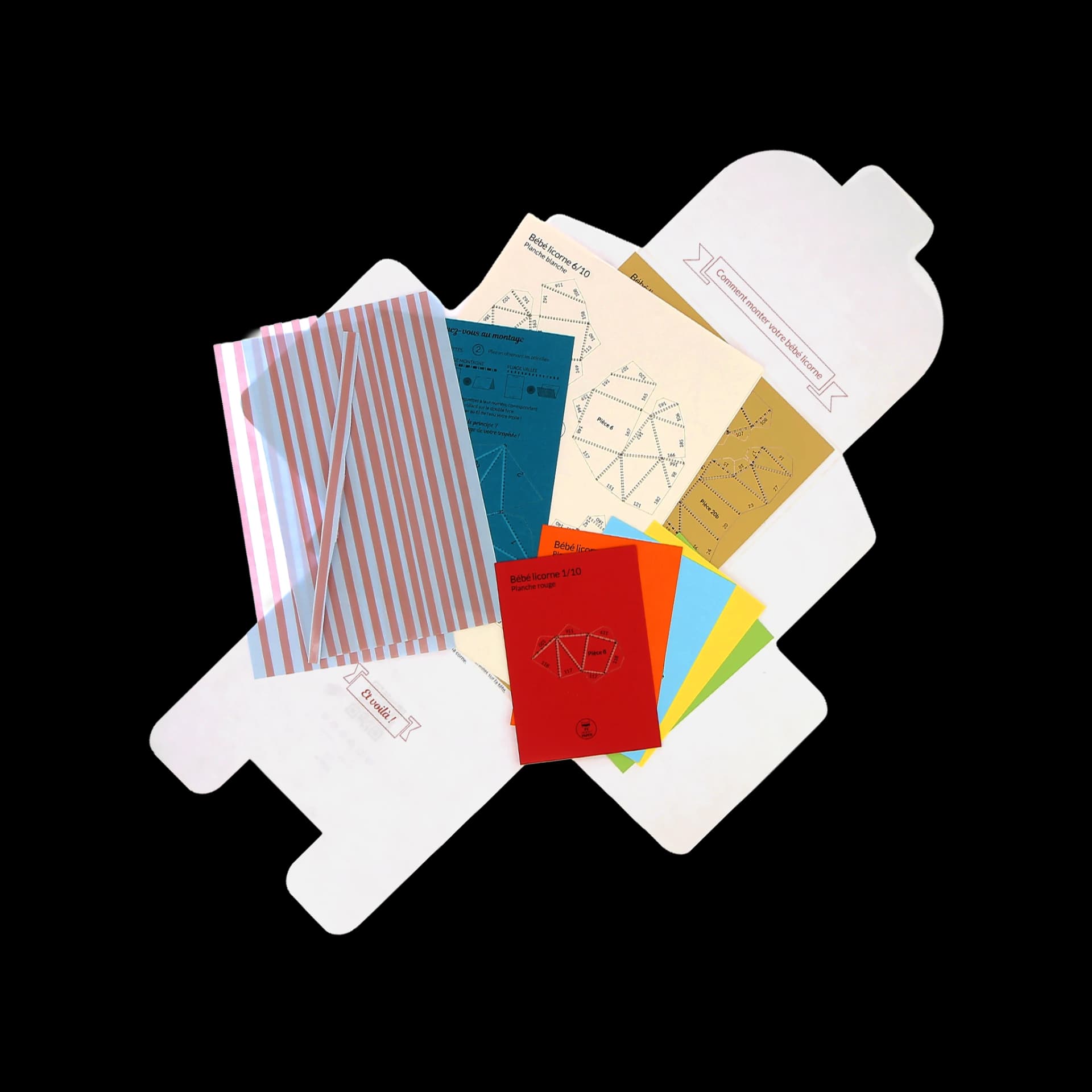 Contenu kit origami 3D en papier de bébé licorne