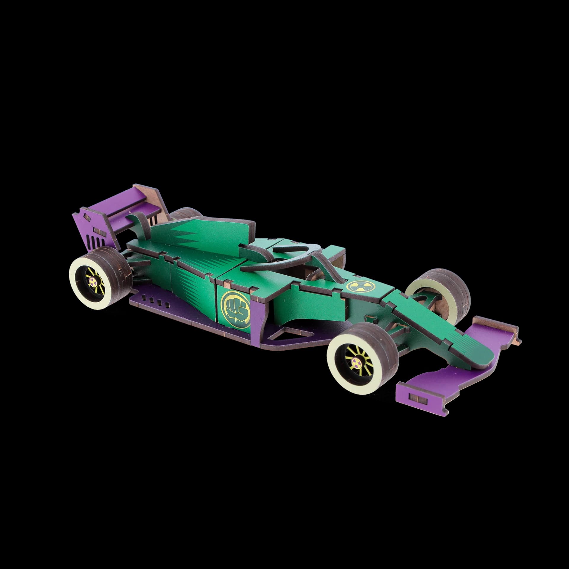 Formule 1 en bois vert