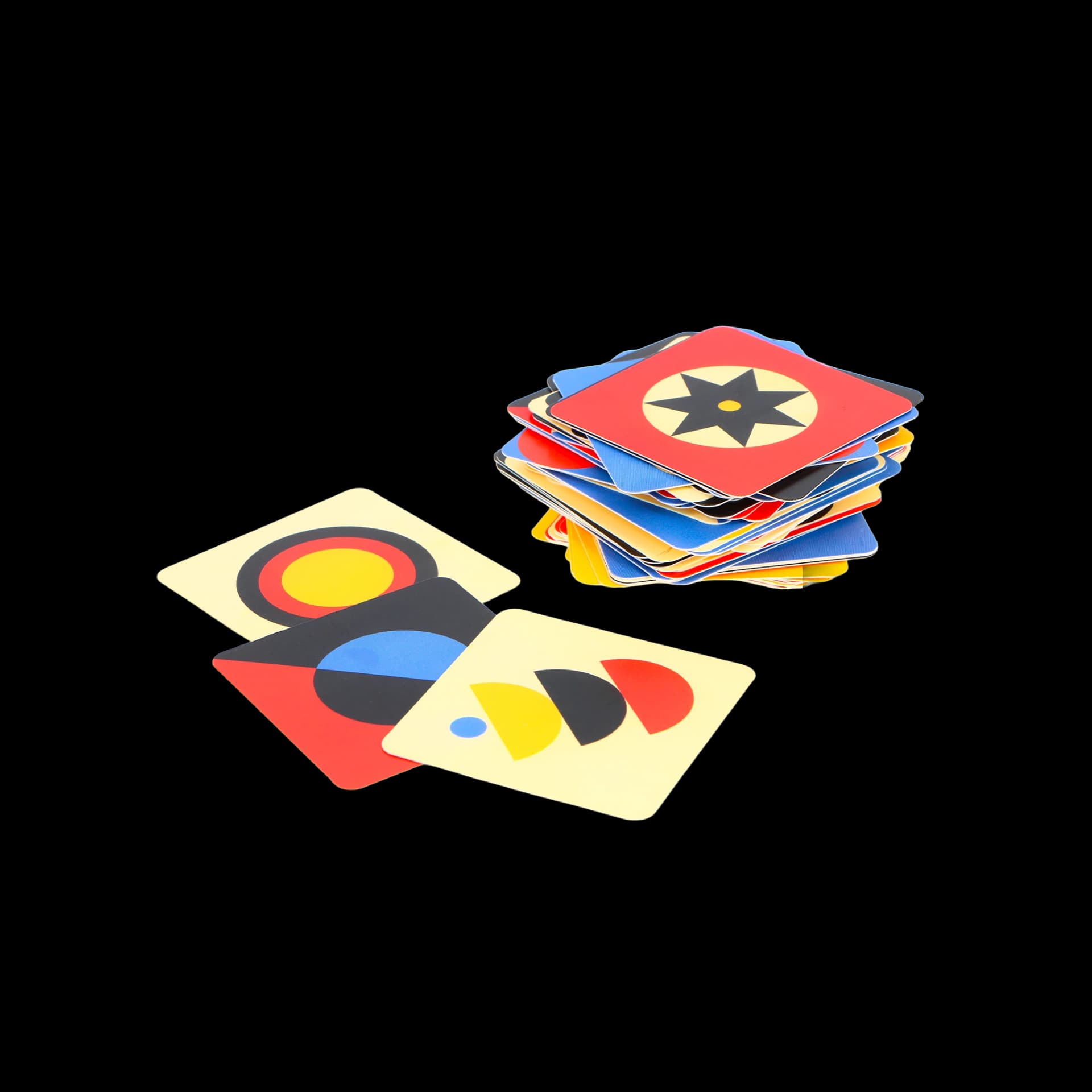 Jeu memory adultes Neo-géométrique devant des cartes