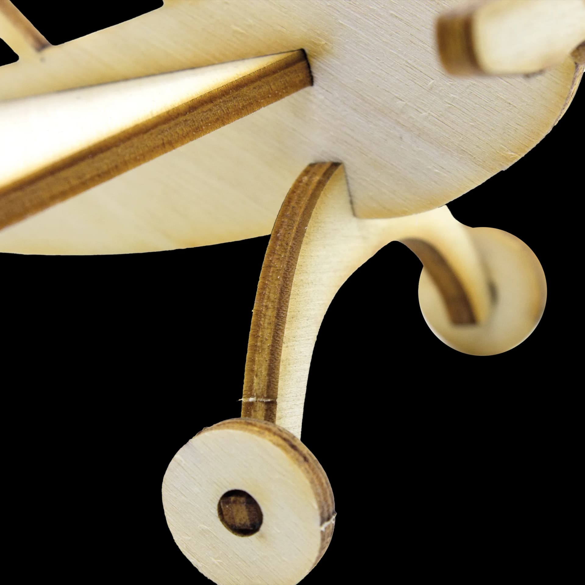 Décoration les p'tits bidules en bois Avion zoom sur le produit
