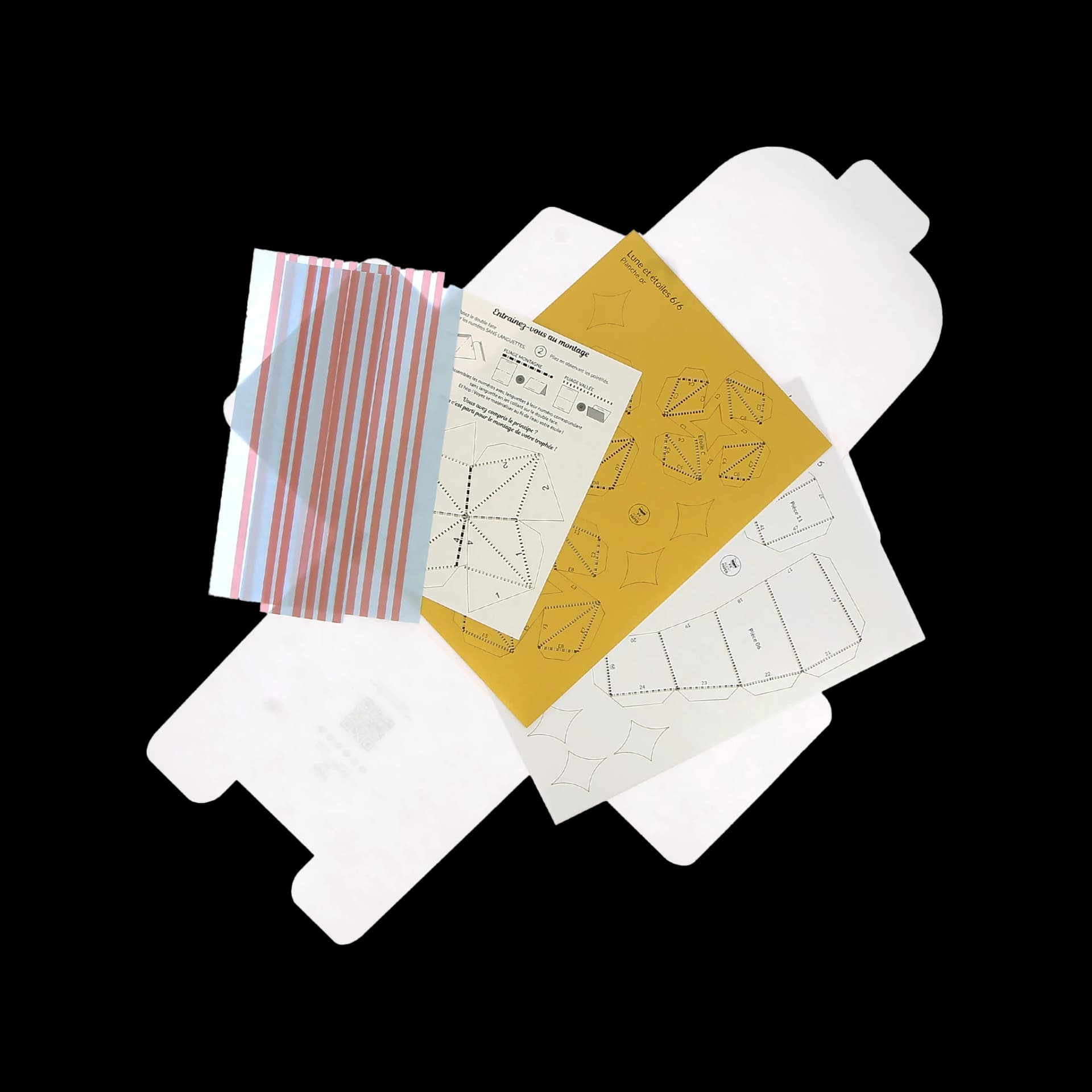 Packaging ouvert de Lune et étoiles en papier blanc et dore