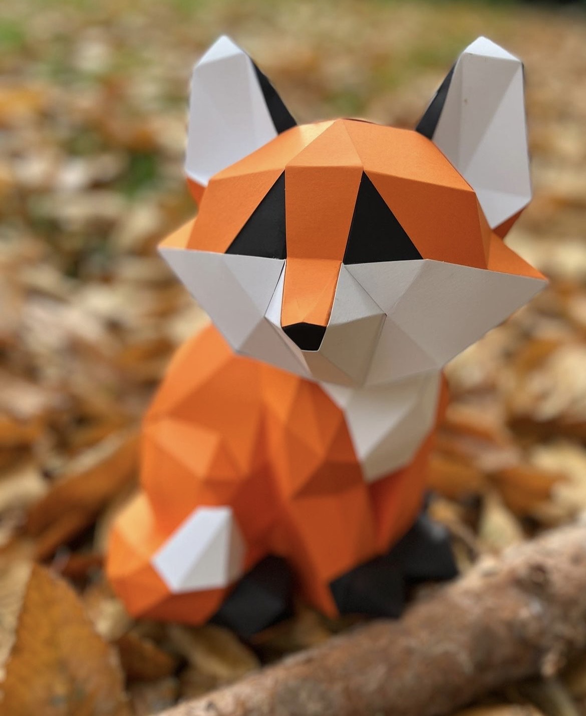 Découvrez l’histoire pleine de malice d’Oscar le Renard : Le compagnon rusé de l’origami !